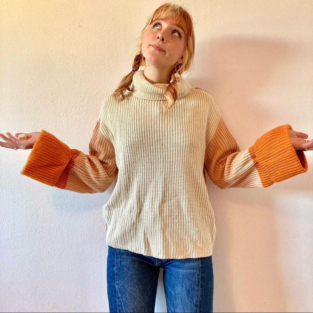 🚫SOLD🚫Chunky color block turtle neck - Picture 4 of 7